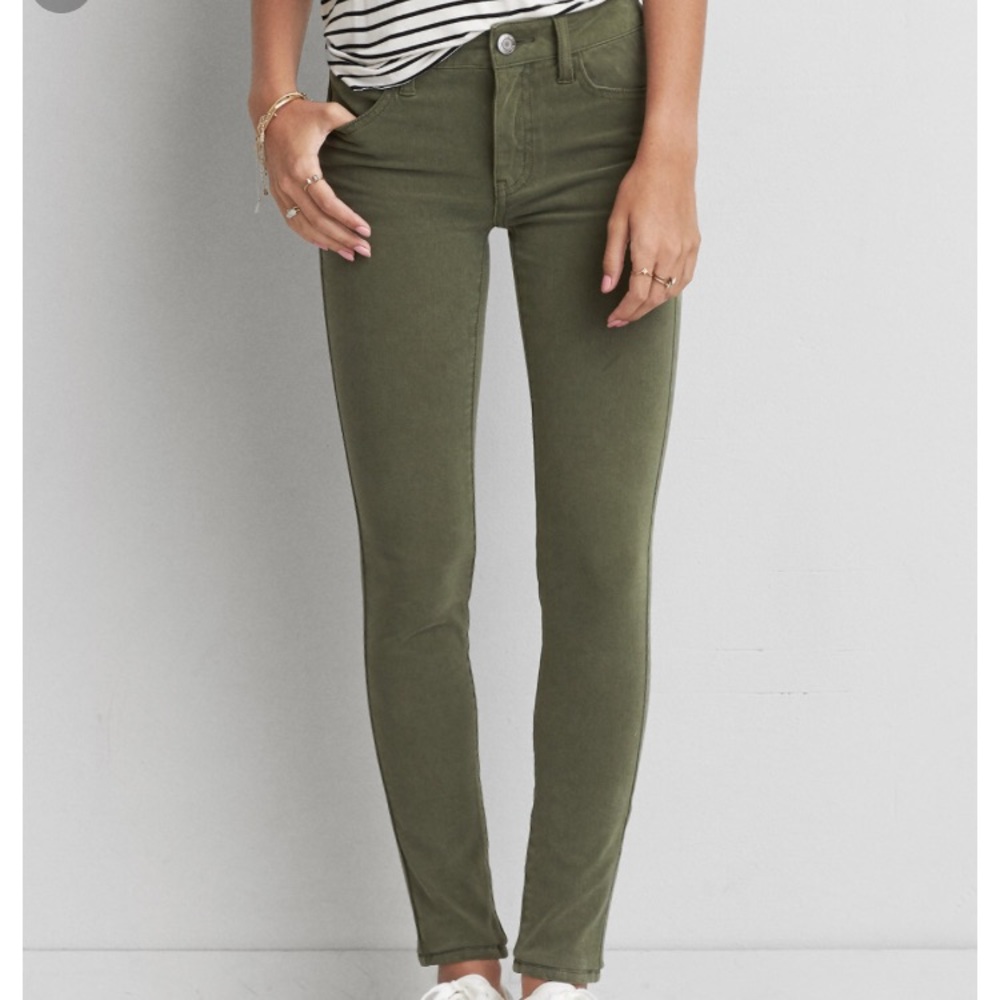 Olive colored american eagle jeggings